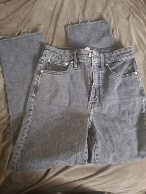 Madewell Women's Gray High-Rise Straight Jeans